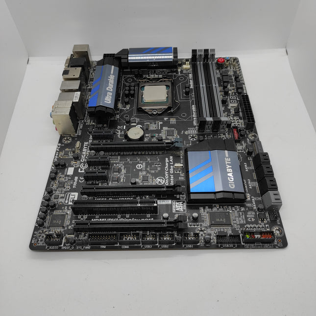 Bundle Gigabyte GA-Z87X-UD3H & i7 4770K | 0 - 32 GB