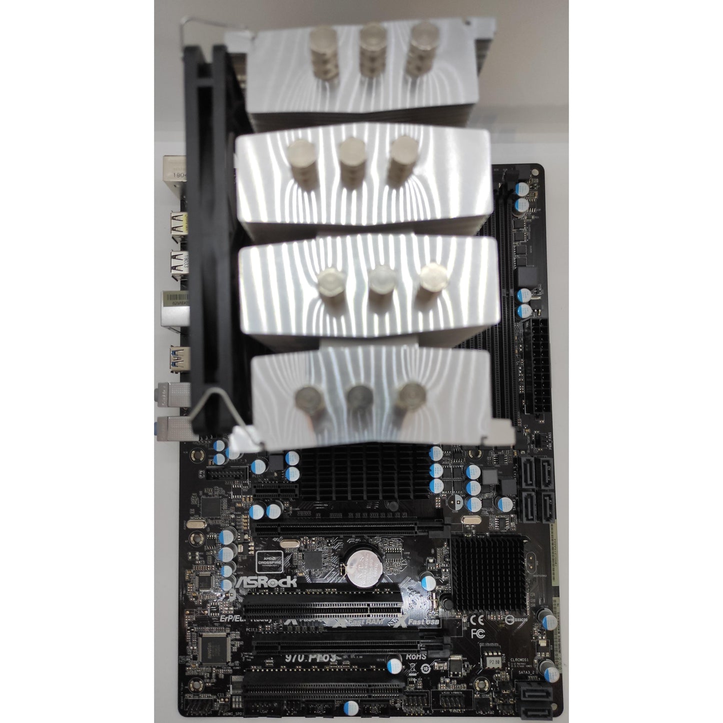 Upgrade Bundle | ASRock 970 Pro3 R2.0 & AMD FX-8350 | 4 - 32GB DDR3 RAM