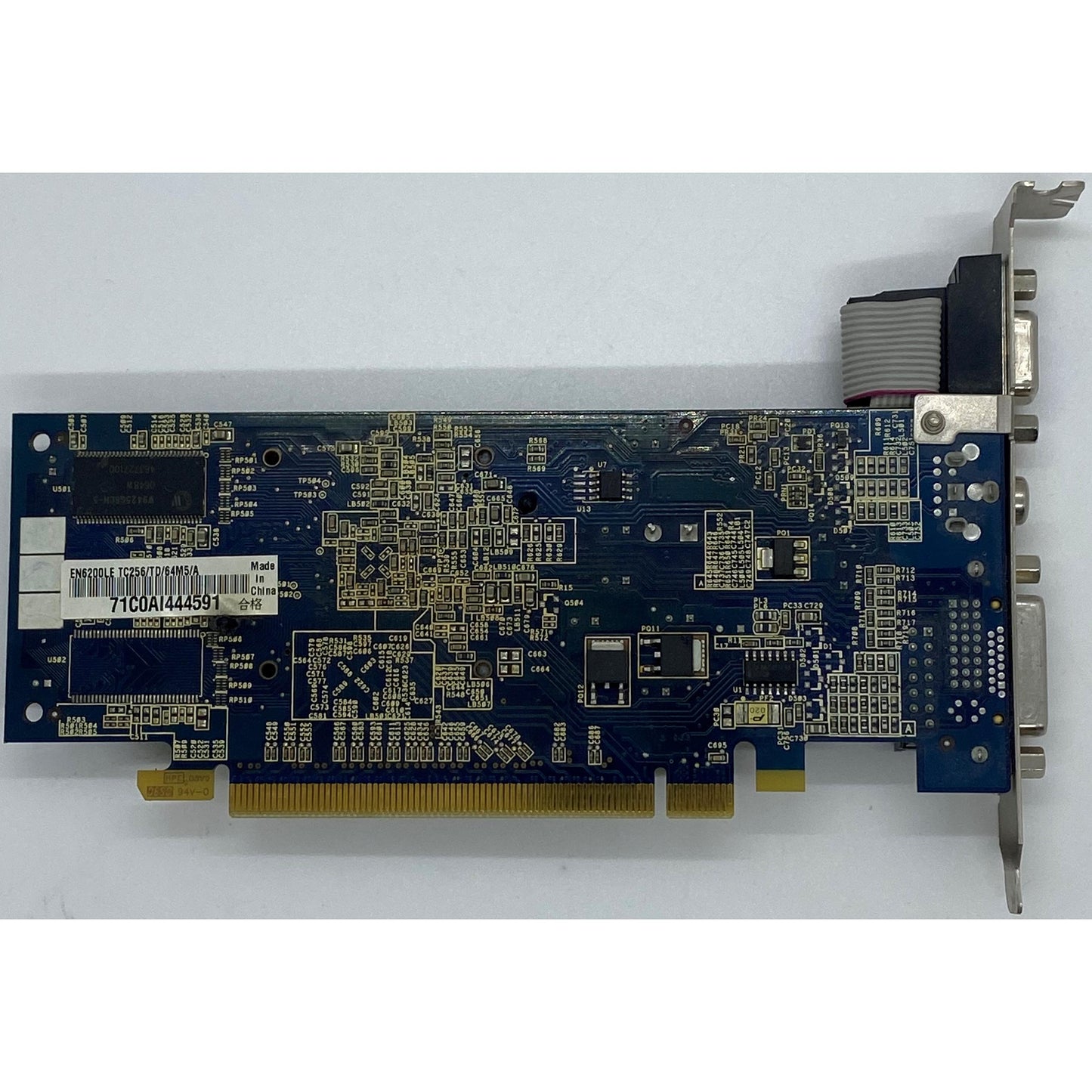 ASUS EN6200LE TC256/TD/64M5/A | 256MB DDR | VGA COMP DVI